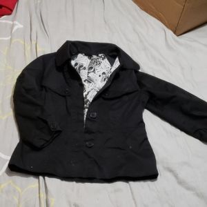 Divided 3/4 length sleeved black women's coat